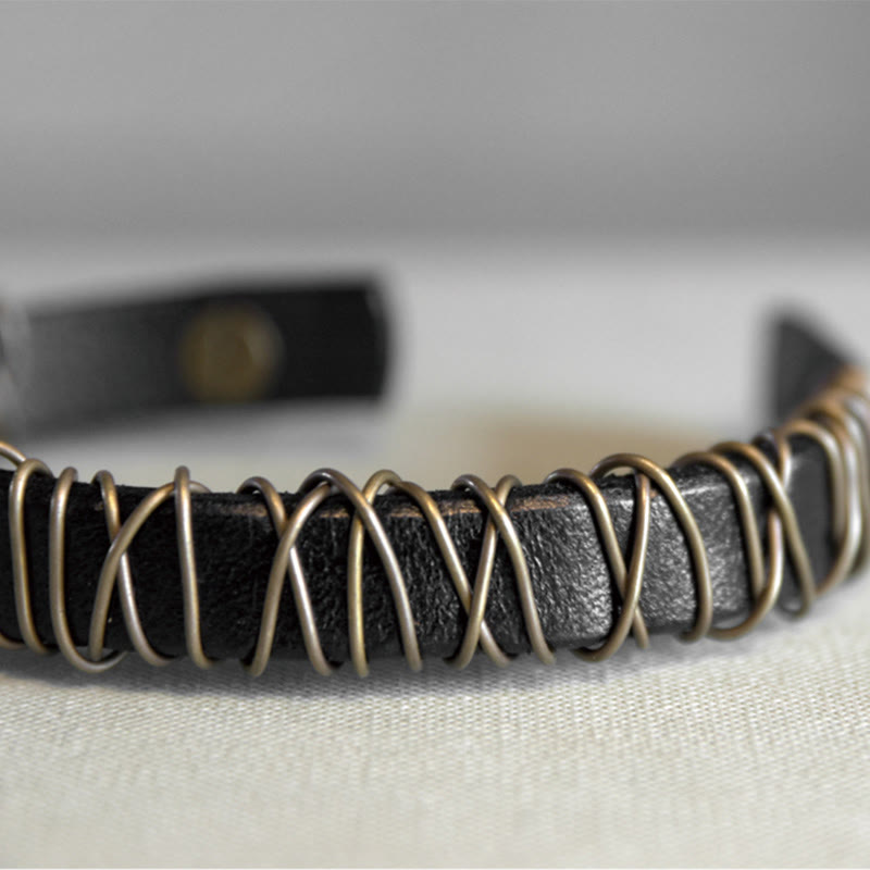 Bracelet d'équilibre en cuir et laiton avec Buddha Stones vintage