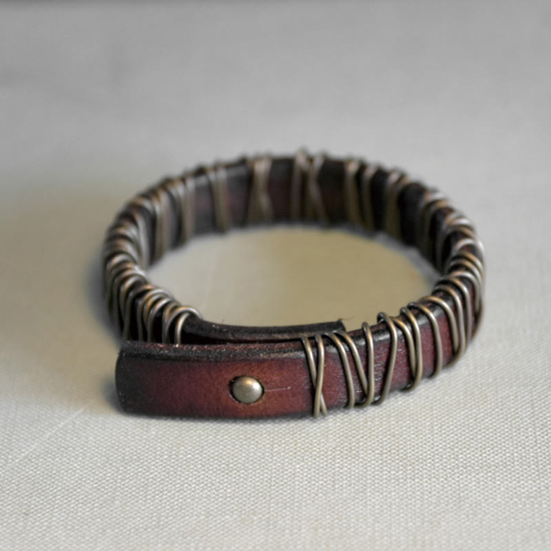 Bracelet d'équilibre en cuir et laiton avec Buddha Stones vintage