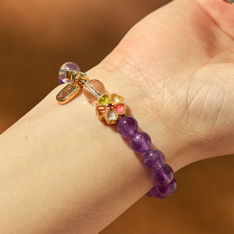 Bracelet à breloques en cristal blanc et améthyste naturelle de Buddha Stones - image 9