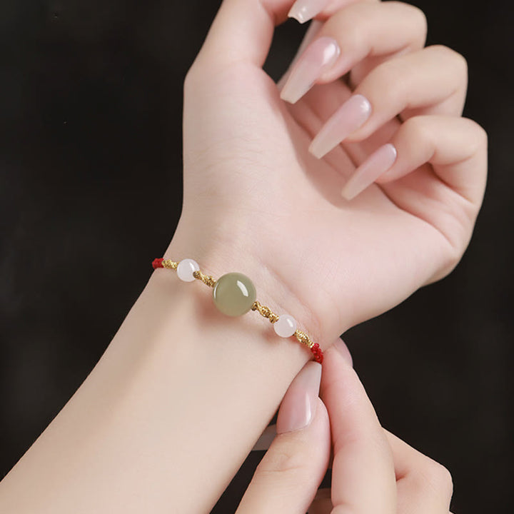 Bracelet tressé porte-bonheur en jade Hetian, onyx noir, agate rouge et pierres de Buddha Stones