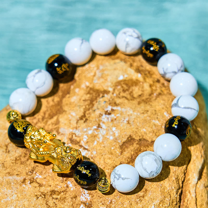 Bracelet de bénédiction en perles de Pixiu en onyx noir et turquoise blanc vintage Buddha Stones