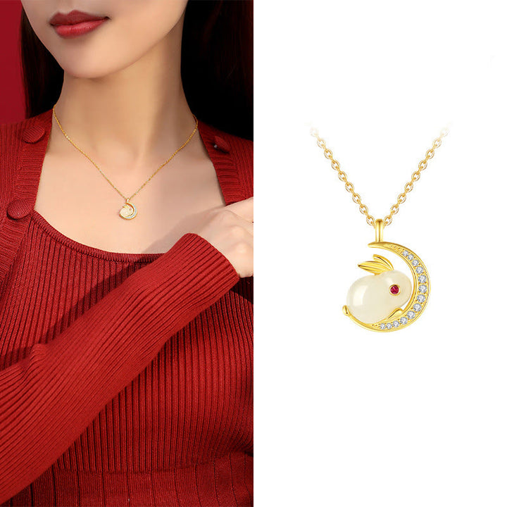 Collier pendentif porte-bonheur en forme de croissant de lune en jade blanc Hetian en argent sterling 925 avec Buddha Stones