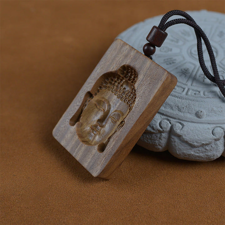 Collier pendentif symbole positif Buddha Stones en bois de santal vert - image 4