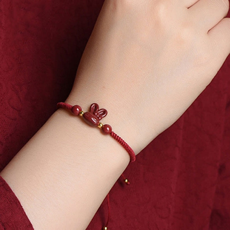 Bracelet en corde rouge fait main en Buddha Stones avec signe du zodiaque chinois et lapin porte-bonheur