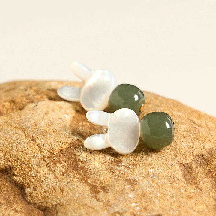 Boucles d'oreilles porte-bonheur en jade Hetian avec lapin mignon et pierre de Tridacna Buddha Stones