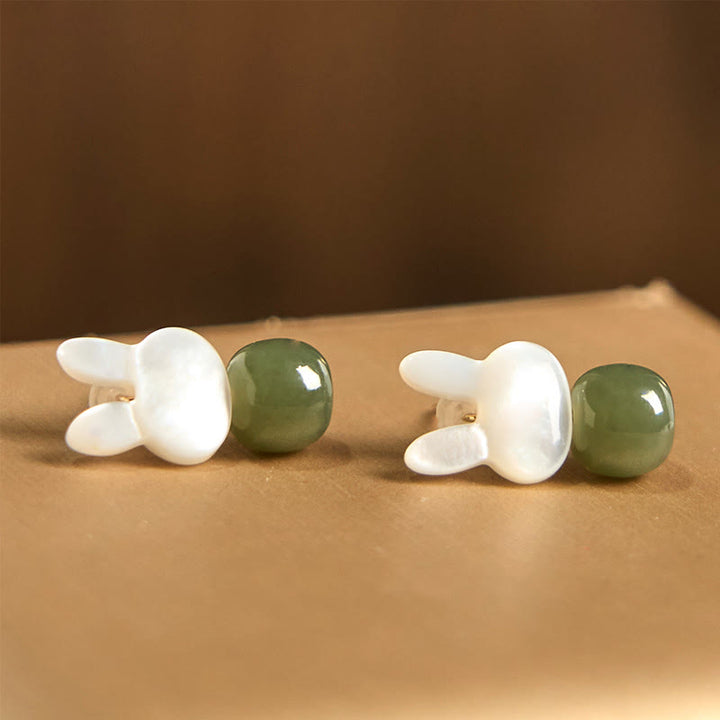 Boucles d'oreilles porte-bonheur en jade Hetian avec lapin mignon et pierre de Tridacna Buddha Stones