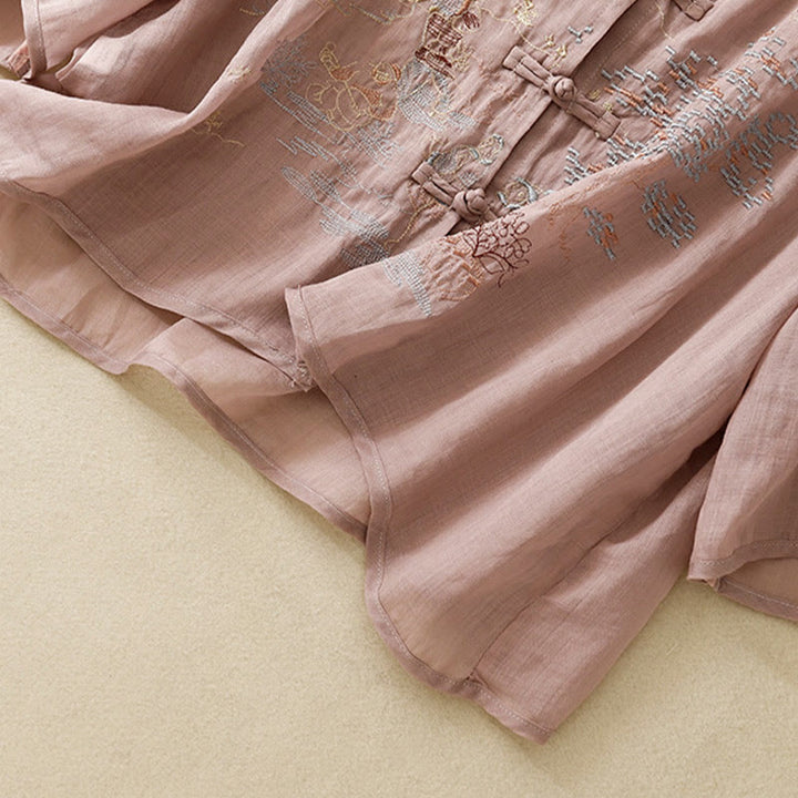 Chemise décontractée en coton à manches trois-quarts et col ras du cou avec broderies de plantes et boutons en forme de grenouille pour femmes Buddha Stones