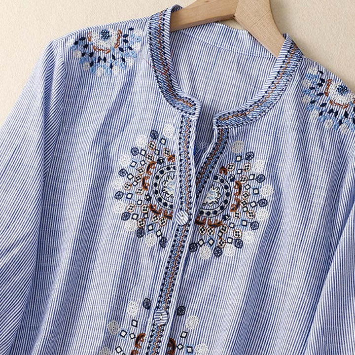 Chemise décontractée en coton et lin à manches mi-longues et col en V pour femme avec broderies de fleurs style bohème et Buddha Stones - image 7