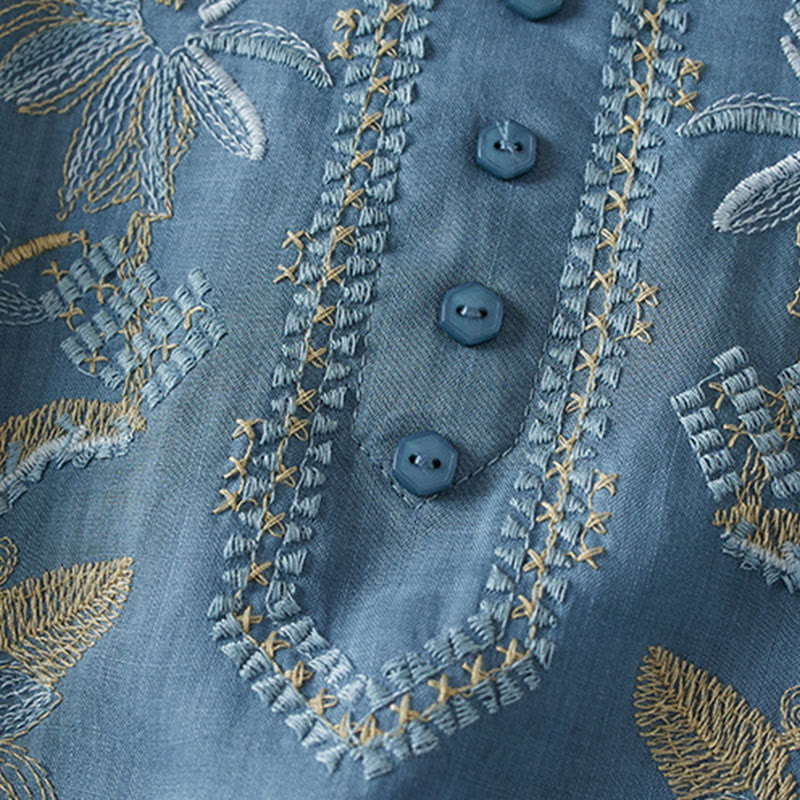 Chemise décontractée à manches courtes et col en V pour femme avec broderies de Buddha Stones et plantes - image 20