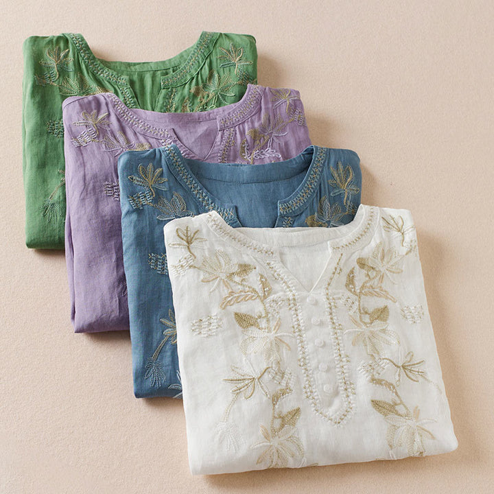 Chemise décontractée à manches courtes et col en V pour femme avec broderies de Buddha Stones et plantes