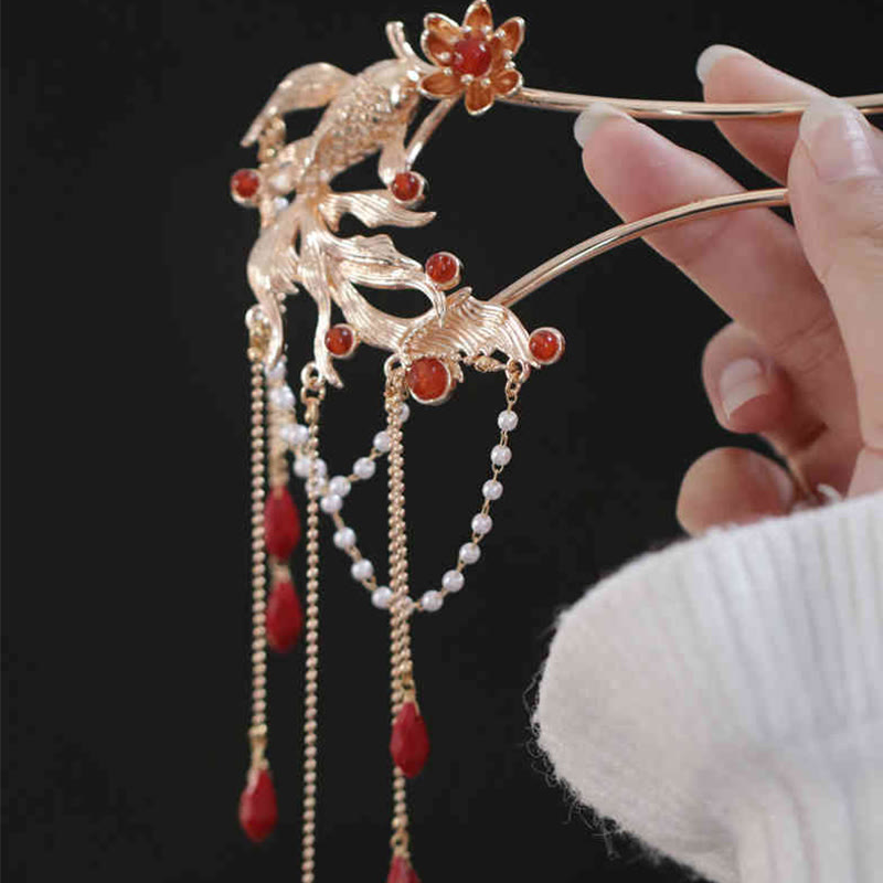 Peigne à cheveux en forme de fleur de poisson koï de style chinois avec Buddha Stones et agate rouge en cuivre plaqué or