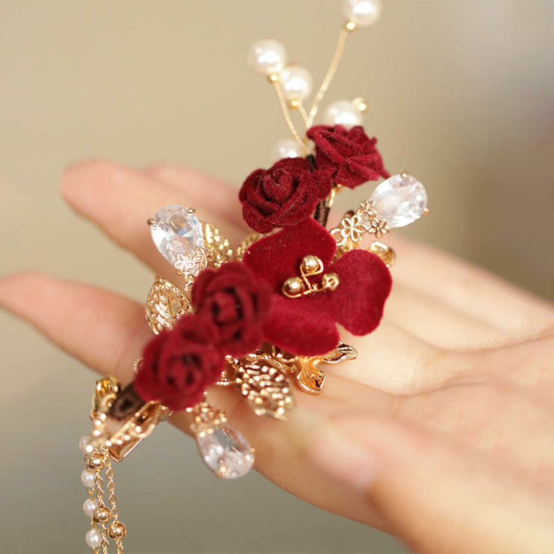 Pince à cheveux latérale à pompon en fleur de camélia rouge de style chinois rétro Buddha Stones