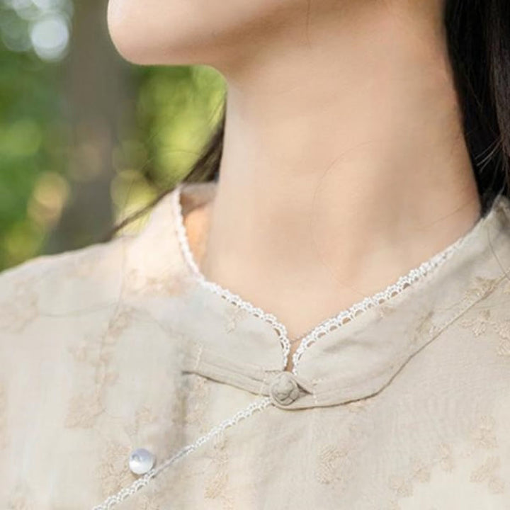 Robe mi - longue décontractée brodée à col oblique et manches mi-longues en ramie avec poches - image 4