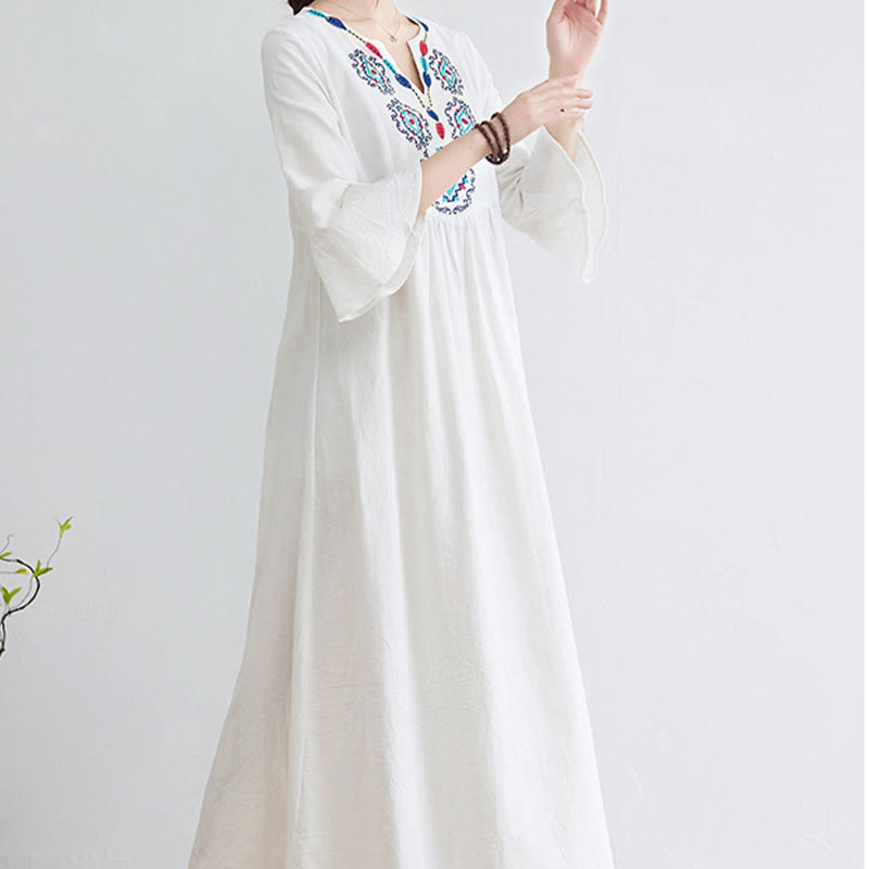 Robe mi-longue décontractée en coton et lin avec motif floral brodé Buddha Stones, col en V, manches trois-quarts - image 2