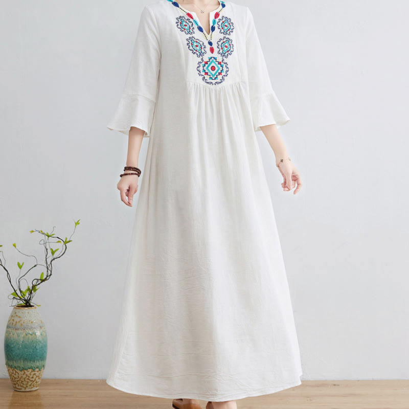 Robe mi-longue décontractée en coton et lin avec motif floral brodé Buddha Stones, col en V, manches trois-quarts - image 4