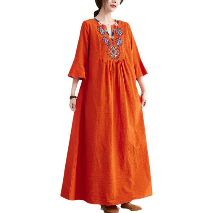 Robe mi-longue décontractée en coton et lin avec motif floral brodé Buddha Stones, col en V, manches trois-quarts - image 12