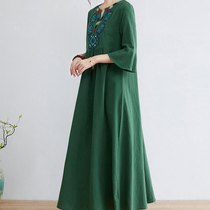 Robe mi-longue décontractée en coton et lin avec motif floral brodé Buddha Stones, col en V, manches trois-quarts - image 17