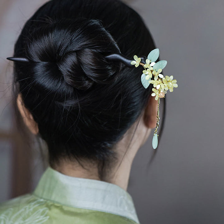 Épingle à cheveux en bois d'ébène naturel avec pompon et Buddha Stones