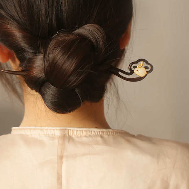 Épingle à cheveux de protection en bois de santal avec nuage de bon augure et Buddha Stones