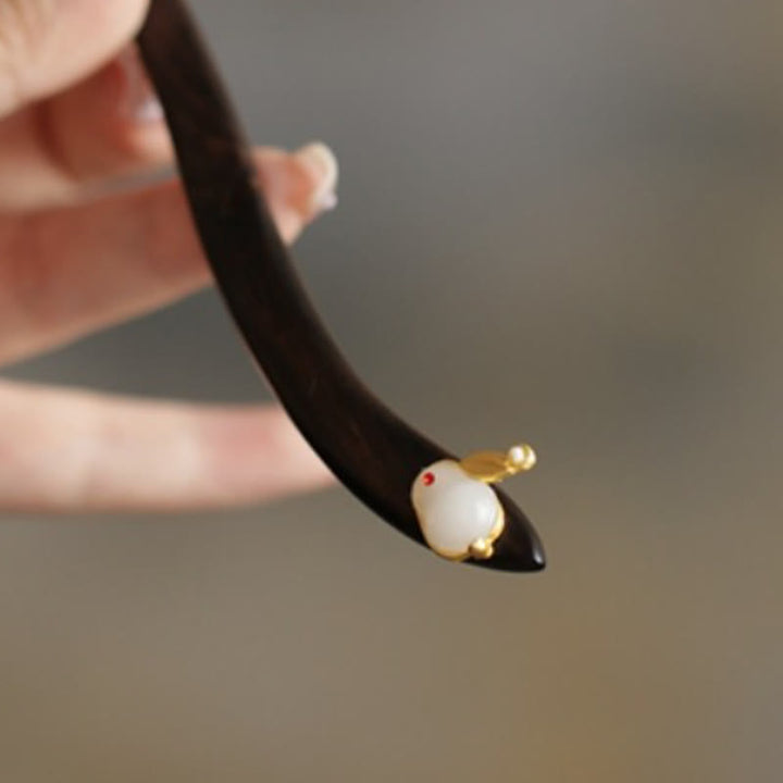 Épingle à cheveux de protection en bois de santal avec nuage de bon augure et Buddha Stones