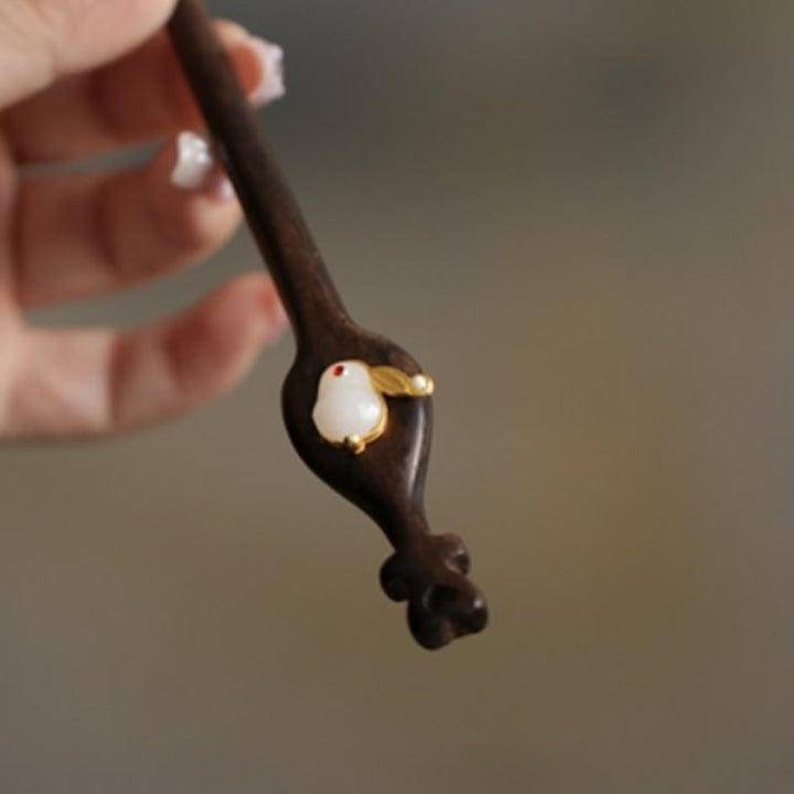Épingle à cheveux de protection en bois de santal avec nuage de bon augure et Buddha Stones