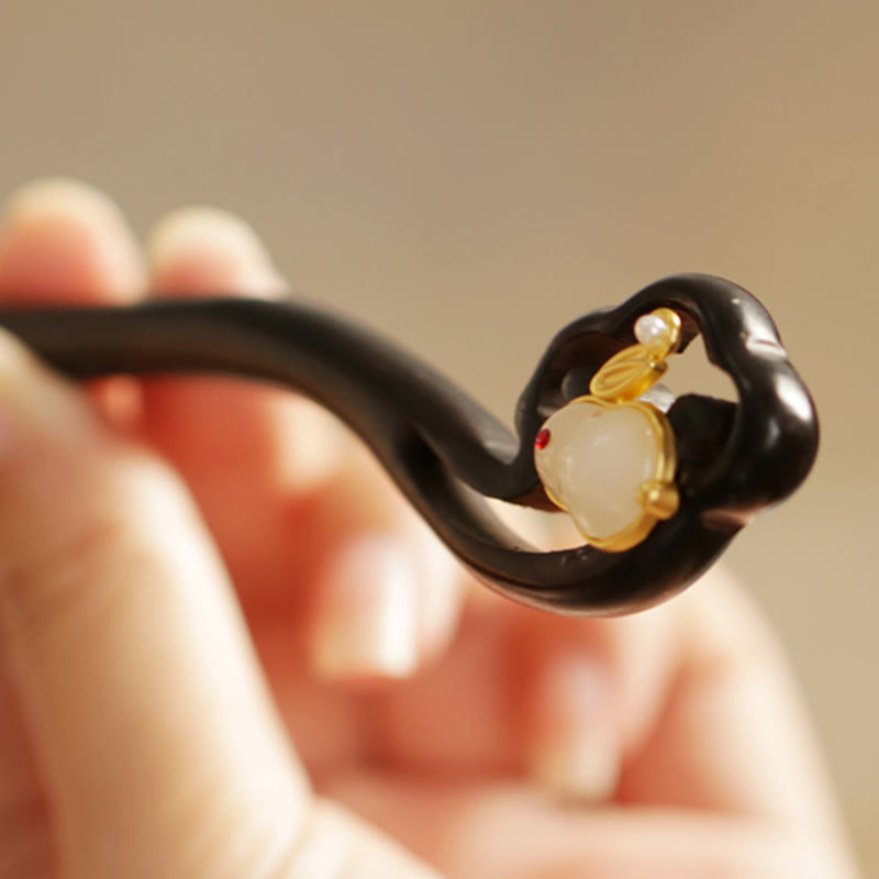 Épingle à cheveux de protection en bois de santal avec nuage de bon augure et Buddha Stones