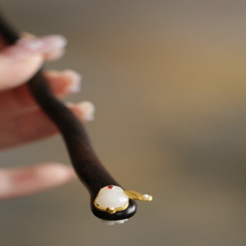 Épingle à cheveux de protection en bois de santal avec nuage de bon augure et Buddha Stones