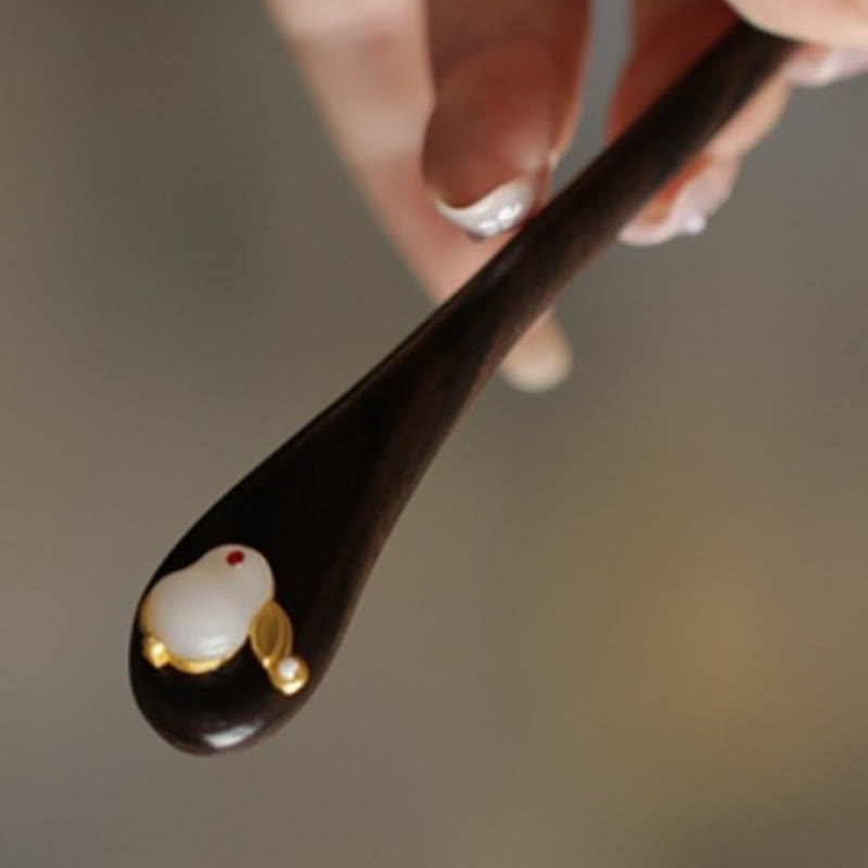 Épingle à cheveux de protection en bois de santal avec nuage de bon augure et Buddha Stones