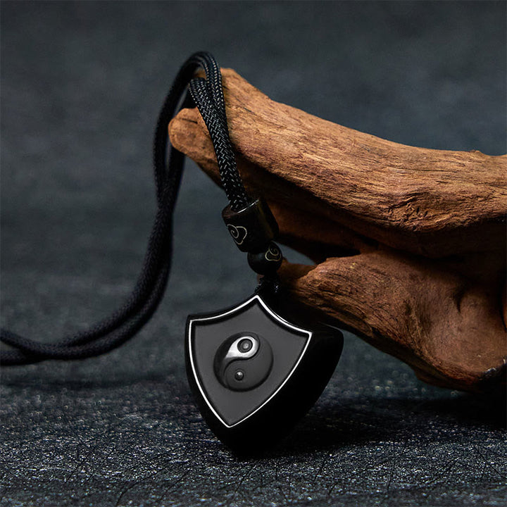 Collier pendentif en obsidienne noire avec motif de bouclier en Buddha Stones , symbole Yin Yang, force - image 2