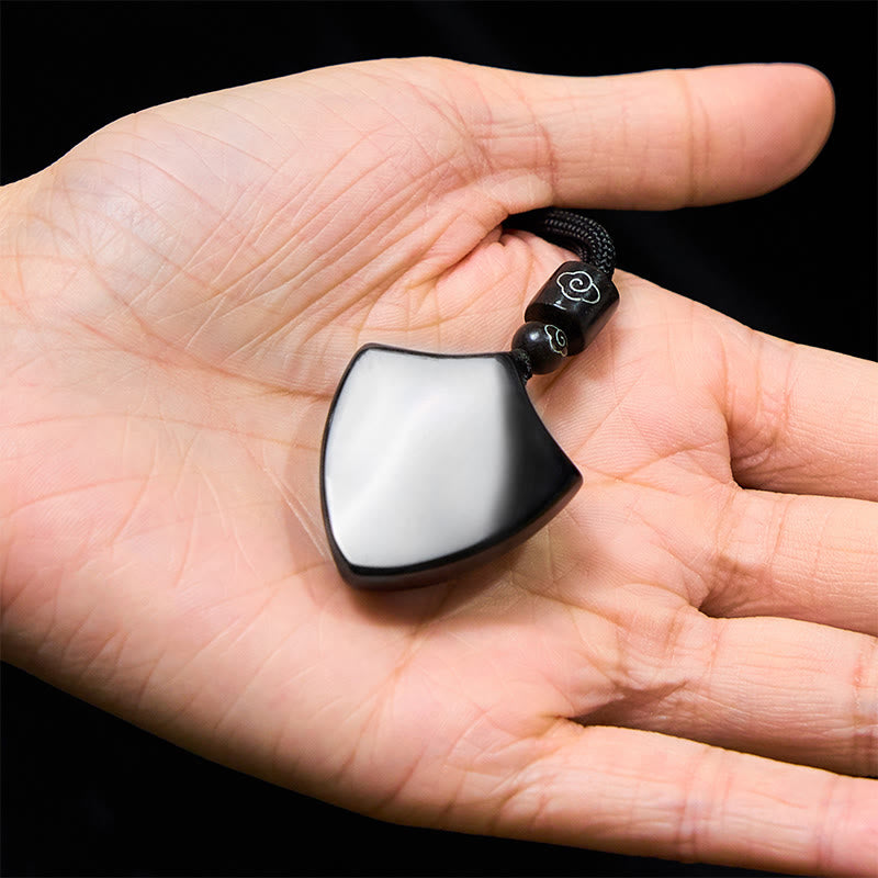 Collier pendentif en obsidienne noire avec motif de bouclier en Buddha Stones , symbole Yin Yang, force - image 7