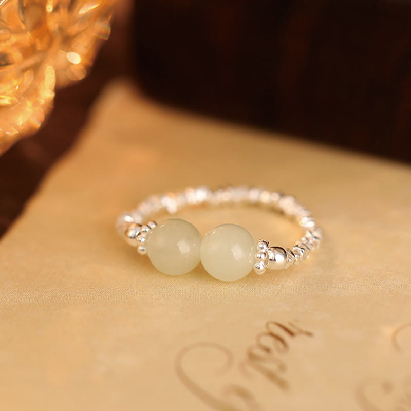Bague élastique porte-bonheur en argent sterling 925 avec petites perles de jade Hetian naturelles et pierres de Buddha Stones