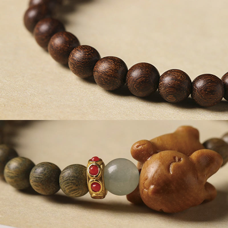 Bracelet positif en bois de santal vert et doré avec Buddha Stones et lapin mignon