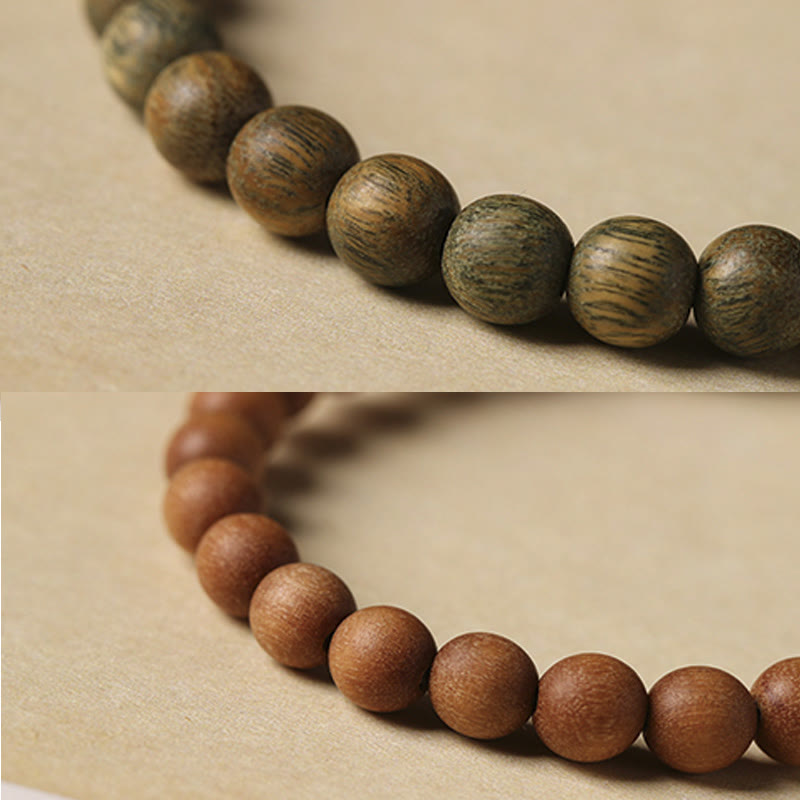 Bracelet positif en bois de santal vert et doré avec Buddha Stones et lapin mignon