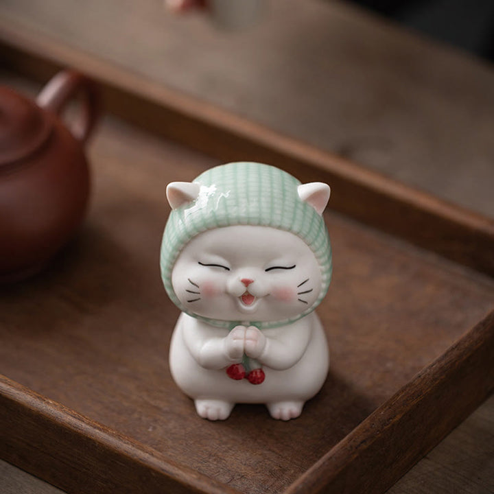 Figurine en céramique représentant un chat porte-bonheur en écharpe, Buddha Stones - image 1