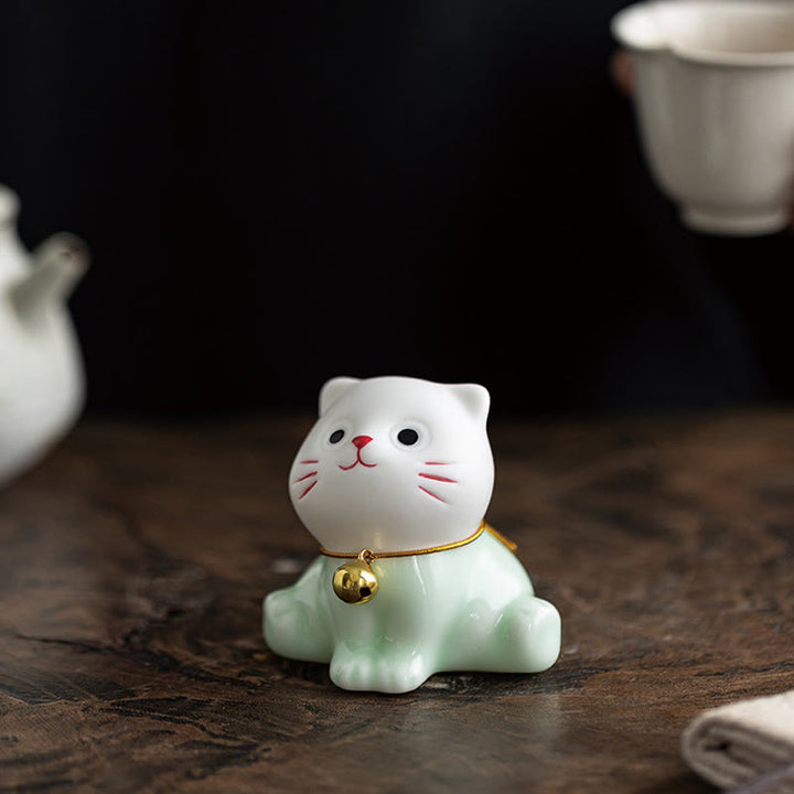 Figurine de Buddha Stones bonheur en céramique vert clair et blanc représentant un mini chat porte-bonheur - image 7