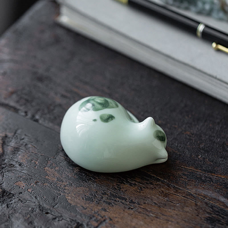 Figurine en céramique représentant un chat endormi, un mini chat tacheté, porte-bonheur , décoration - image 21