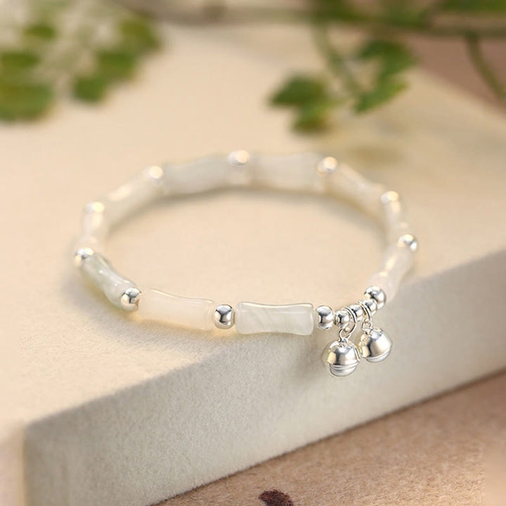 Bracelet porte-bonheur en argent sterling 925 avec breloque en forme de cloche en bambou et jade blanc naturel avec Buddha Stones