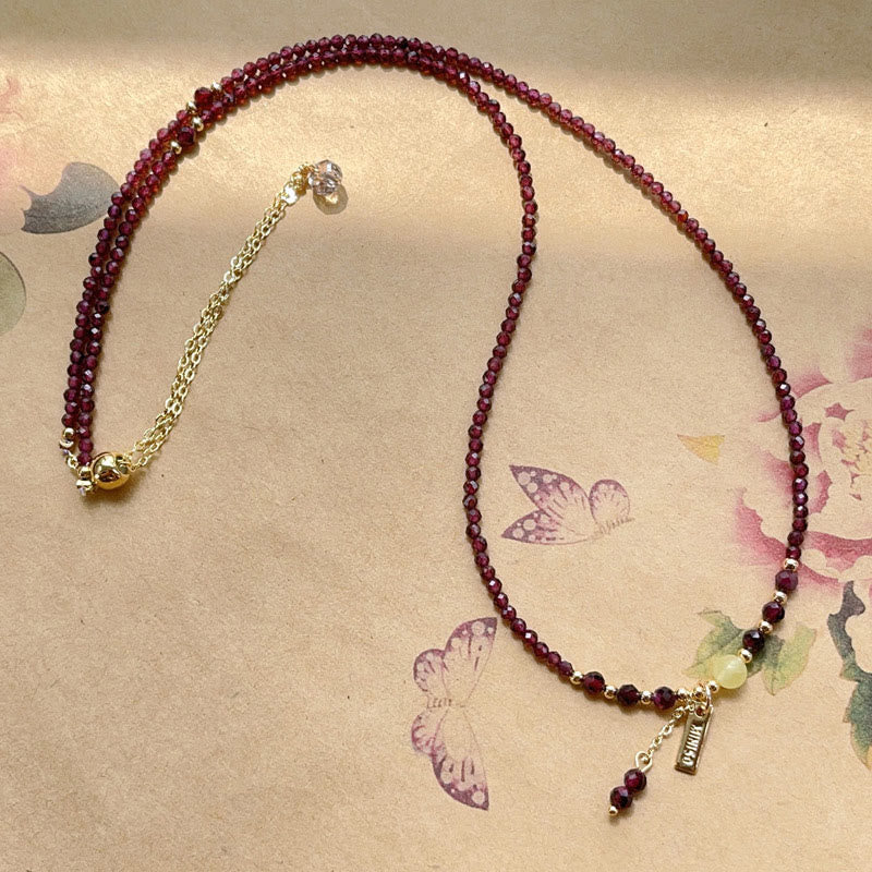 Bracelet triple tour Passion en grenat naturel Buddha Stones