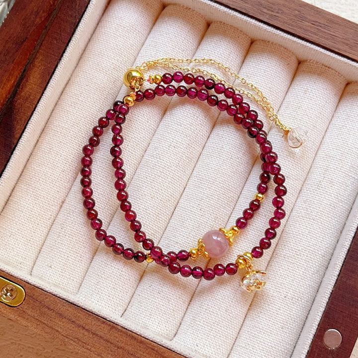 Bracelet double tour en Buddha Stones, fleur naturelle, grenat, cristal rose, calme