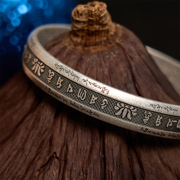 Bracelet manchette de méditation Buddha Stones Om Mani Padme Hum Sutra du cœur Mantra Lotus Paix
