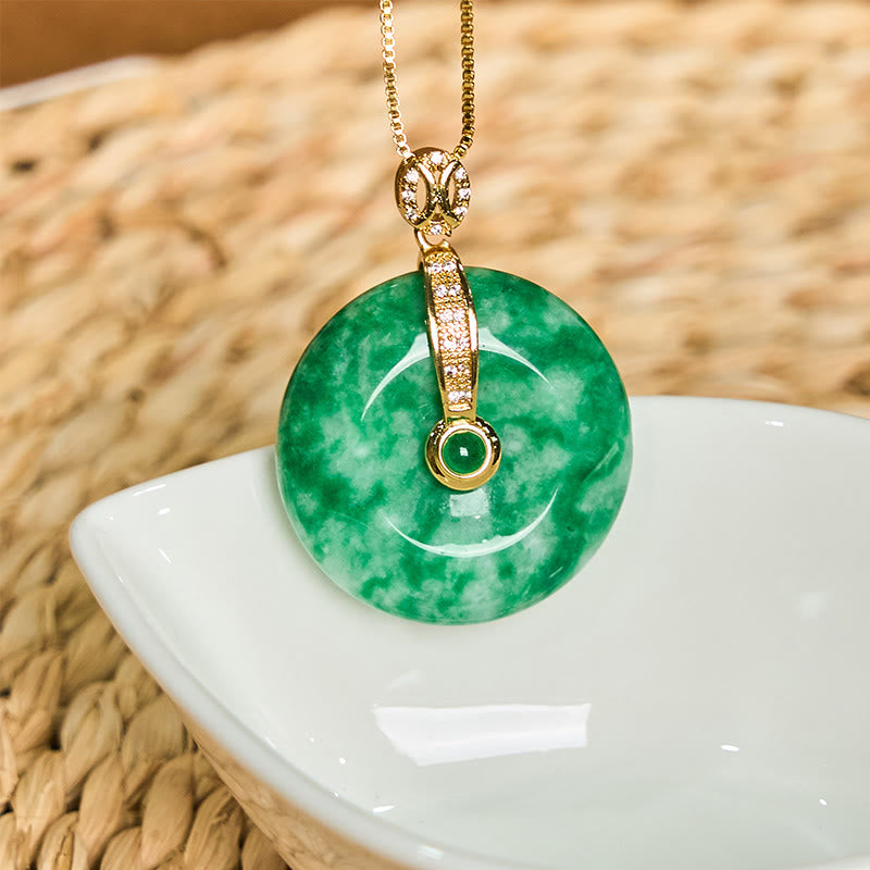 Collier pendentif de guérison en jade cyan naturel avec boucle de paix et Buddha Stones