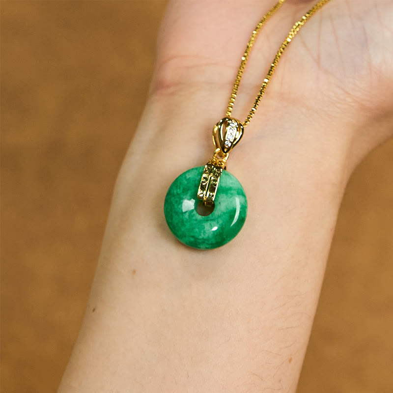 Collier pendentif porte-bonheur en jade cyan avec Buddha Stones