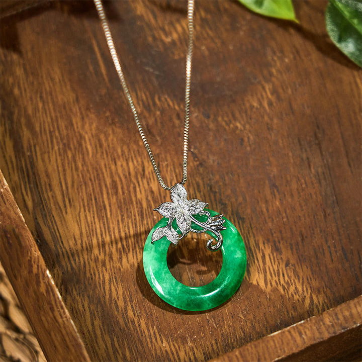 Collier pendentif en alliage de jade cyan avec Buddha Stones et boucle de paix, fleur de guérison et de chance