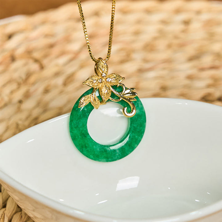Collier pendentif en alliage de jade cyan avec Buddha Stones et boucle de paix, fleur de guérison et de chance