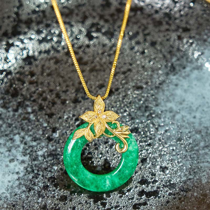 Collier pendentif en alliage de jade cyan avec Buddha Stones et boucle de paix, fleur de guérison et de chance