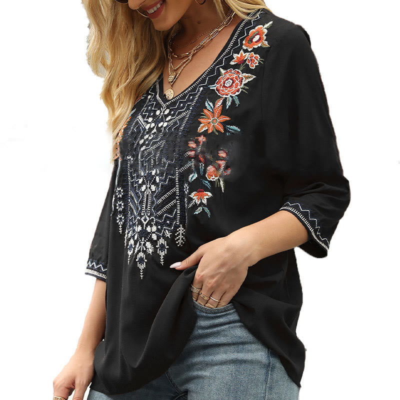 T-shirt décontracté à manches trois-quarts et col en V pour femme, en coton, avec broderie florale et Buddha Stones , collection printemps
