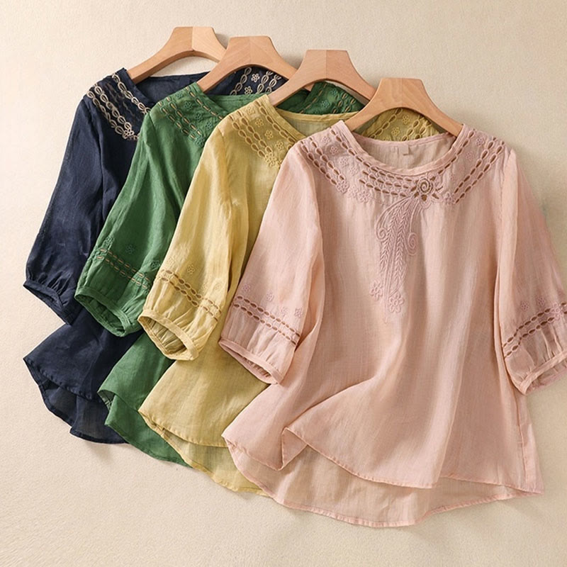 T-shirt femme en coton et lin à manches bouffantes et col ras du cou avec motif floral brodé et motif Buddha Stones - image 25