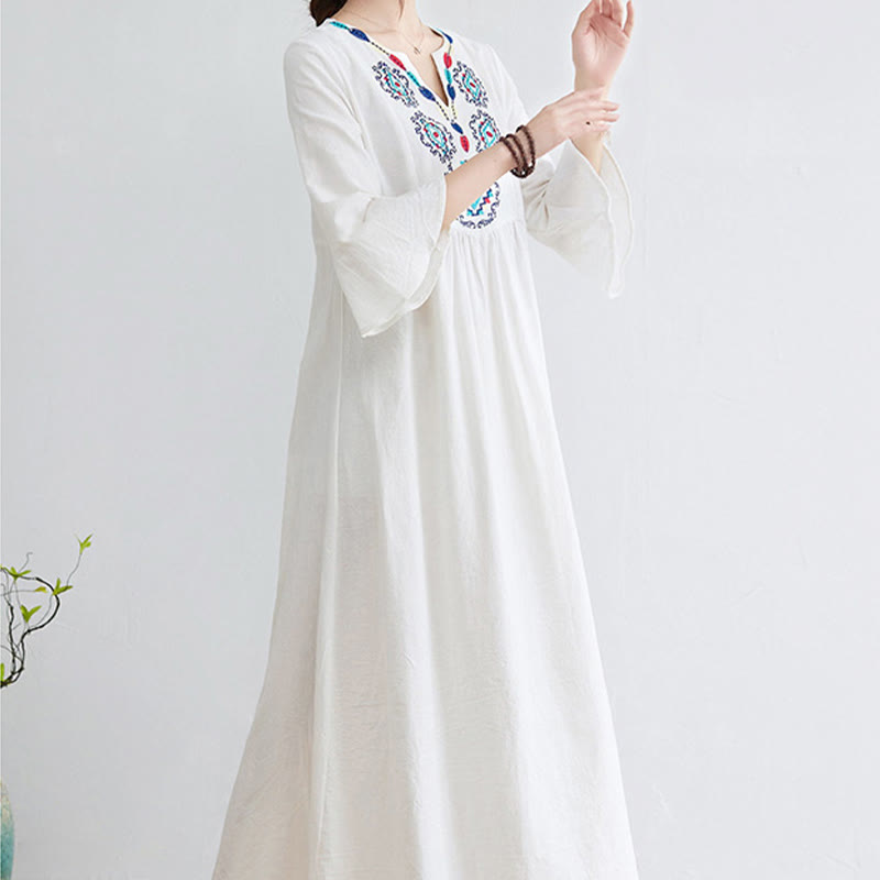Robe longue ample en coton et lin avec broderie Buddha Stones et motif floral, manches trois-quarts - image 4
