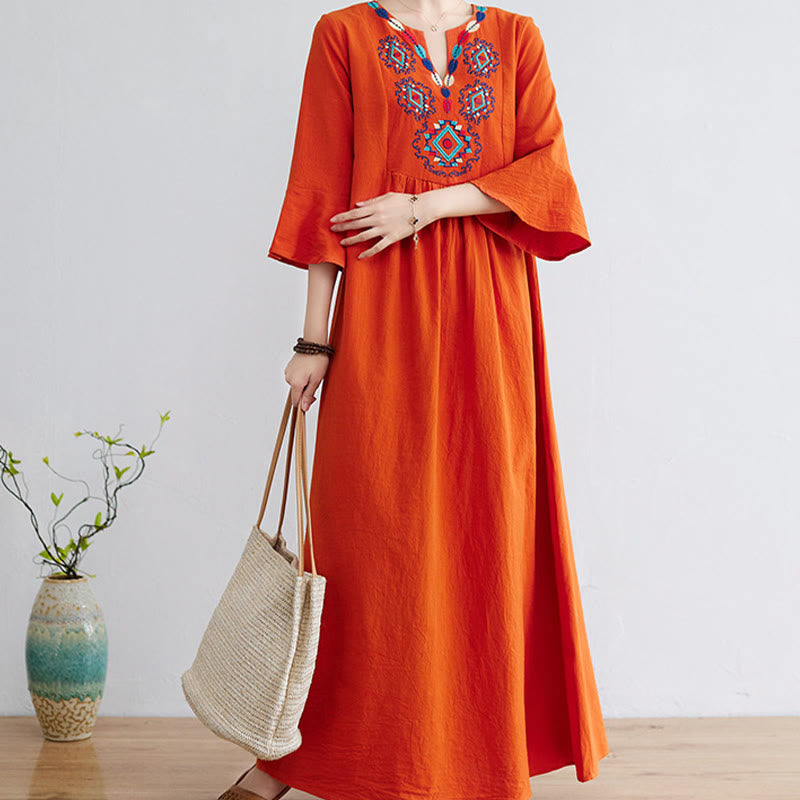 Robe longue ample en coton et lin avec broderie Buddha Stones et motif floral, manches trois-quarts - image 11