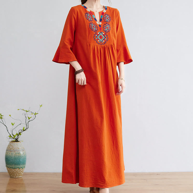 Robe longue ample en coton et lin avec broderie Buddha Stones et motif floral, manches trois-quarts - image 12